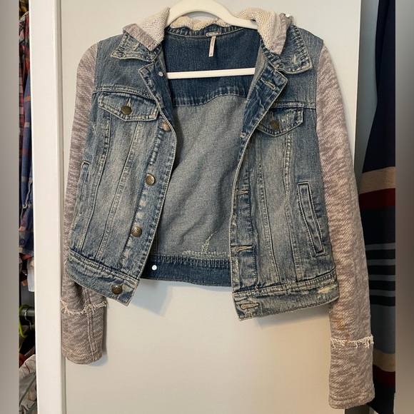 Free People Womens Jean Jacket Hoodie Blue Gray Distressed, Size XS - Picture 7 of 9